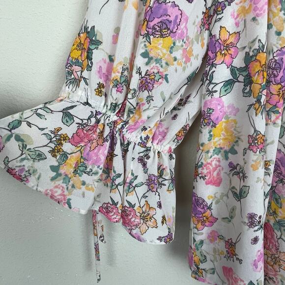 Tularosa Women's Boho Peasant Top with Bell Sleeves – Size M - Picture 3 of 10